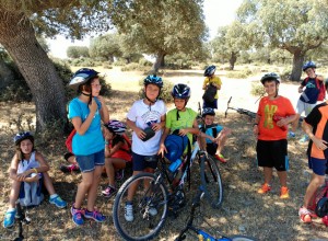Actividad en bicicleta por el entorno del Balneario de Ledesma