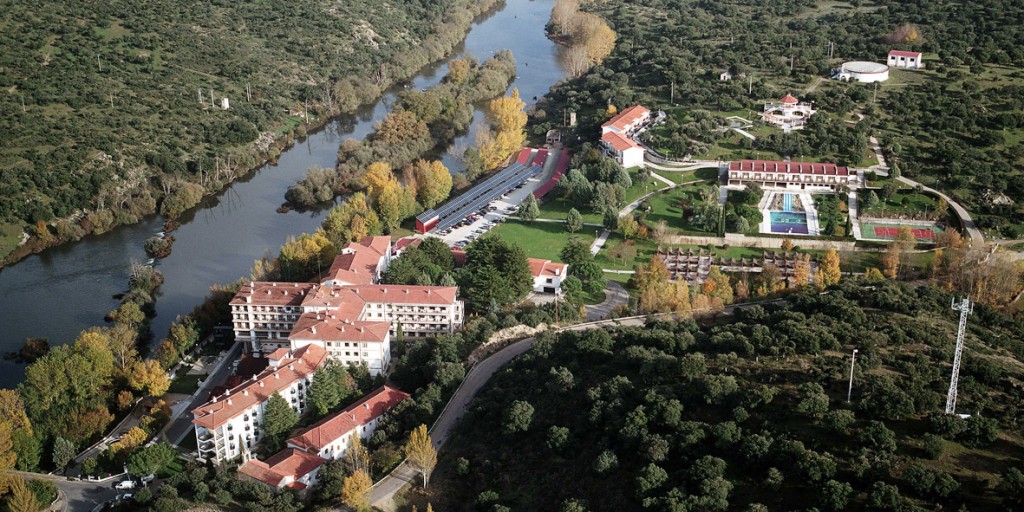 Foto aérea general del Balneario de Ledesma