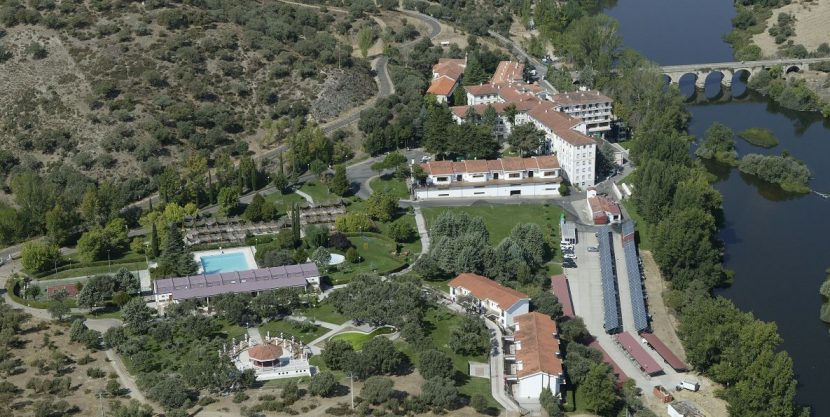 Ponemos en marcha a un nuevo proyecto de energía limpia con 320 paneles fotovoltaicos