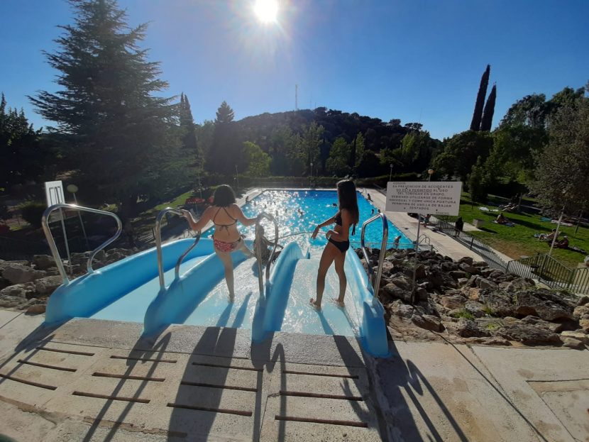 5 SPOT piscina del balneario ledesma toboganes el verano ya esta aquí